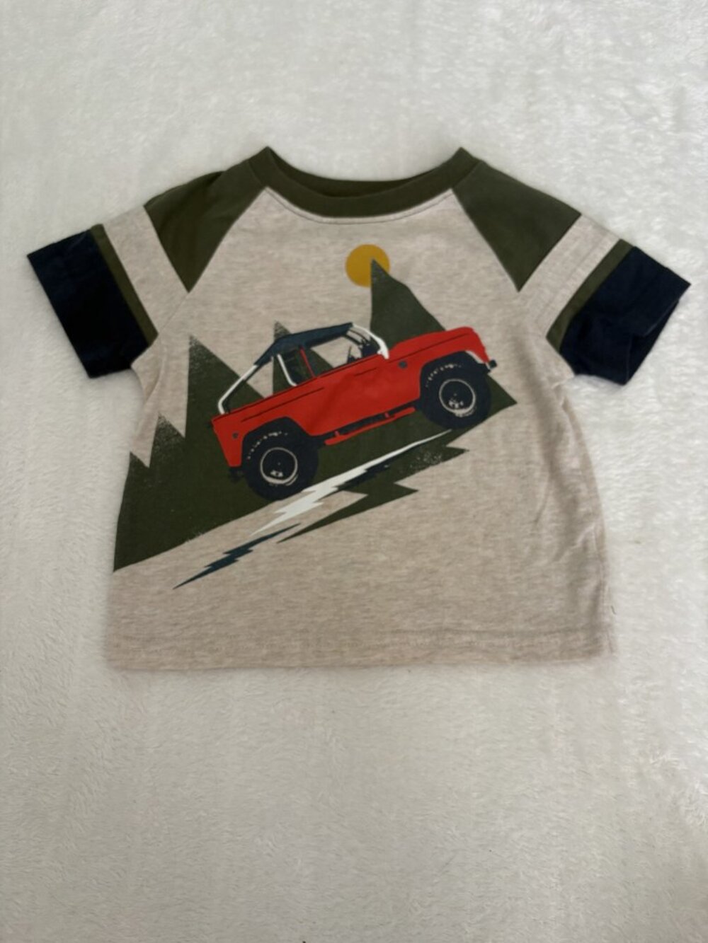 Garanimals Tee Boys 18M Red Truck Short Sleeved Graphic tee